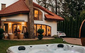 Zarabie Residence